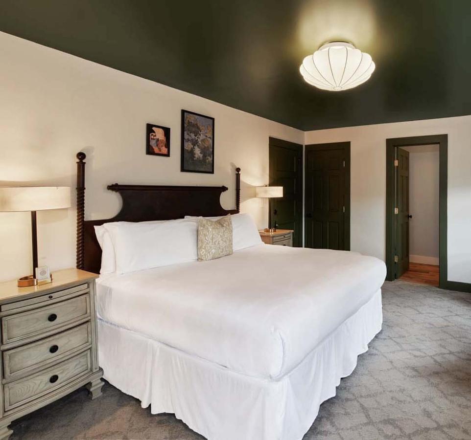 Hotel The Whitlock Lenox