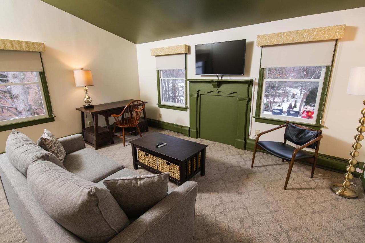 Hotel The Whitlock Lenox